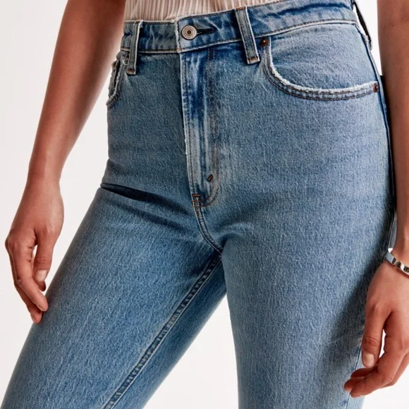 Abercrombie & Fitch Curve Love High Rise Vintage Flare Jean sz: 29/8 - Picture 5 of 7